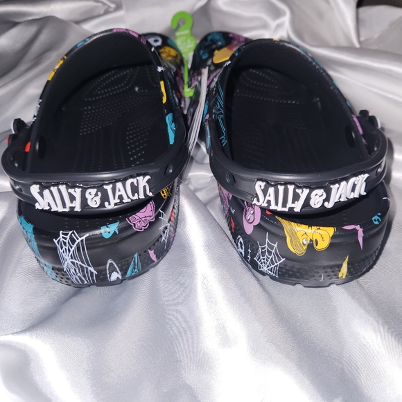 Crocs | The Nightmare Before Christmas | Jack & Sally Classic Clogs | Sz W11/M9 - Picture 4 of 13